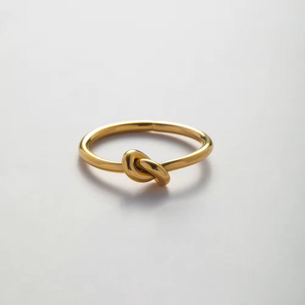 Knot Ring