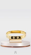 Clover Bangle